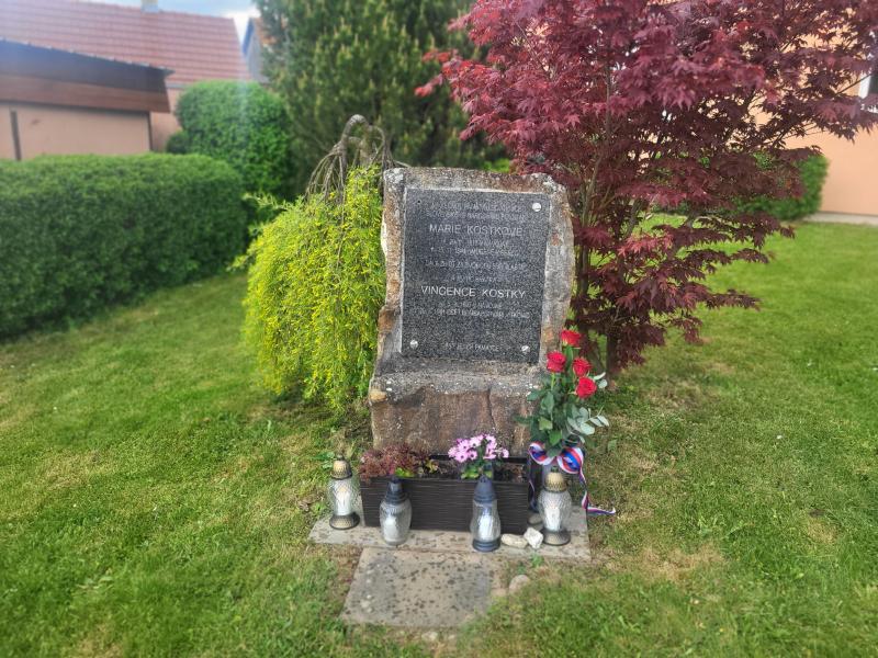 Představitelé obce si připomněli návojské oběti II. světové války 1